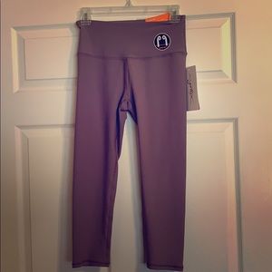 NWT X By Gottex Capri Leggings w/PHONE POCKET